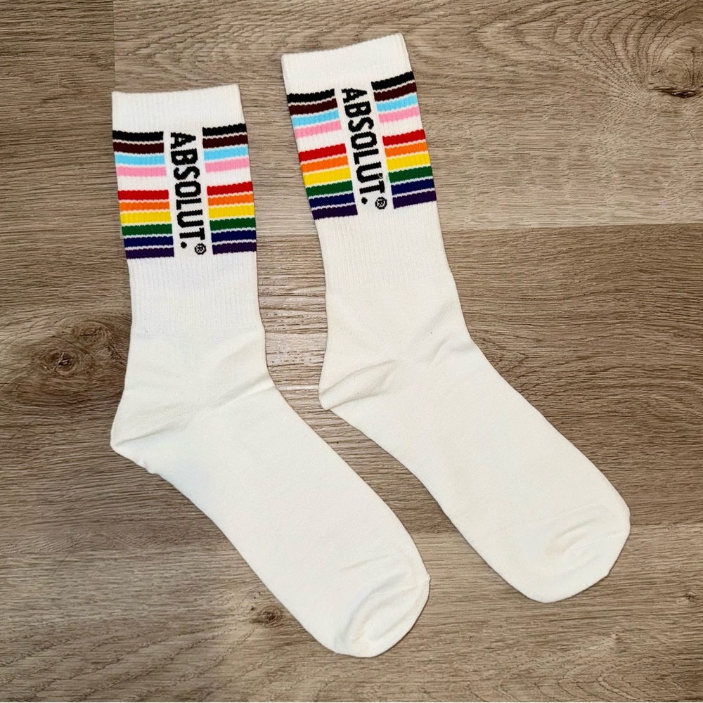 BNWT! 🌈 Absolut Vodka PRIDE Rainbow Socks - Limited Edition 2025
